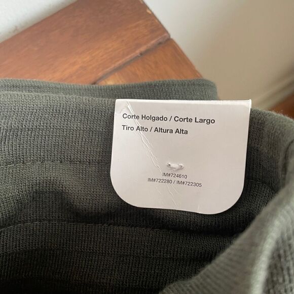 Nike Black and Gray Track Pants - Picture 11 of 12